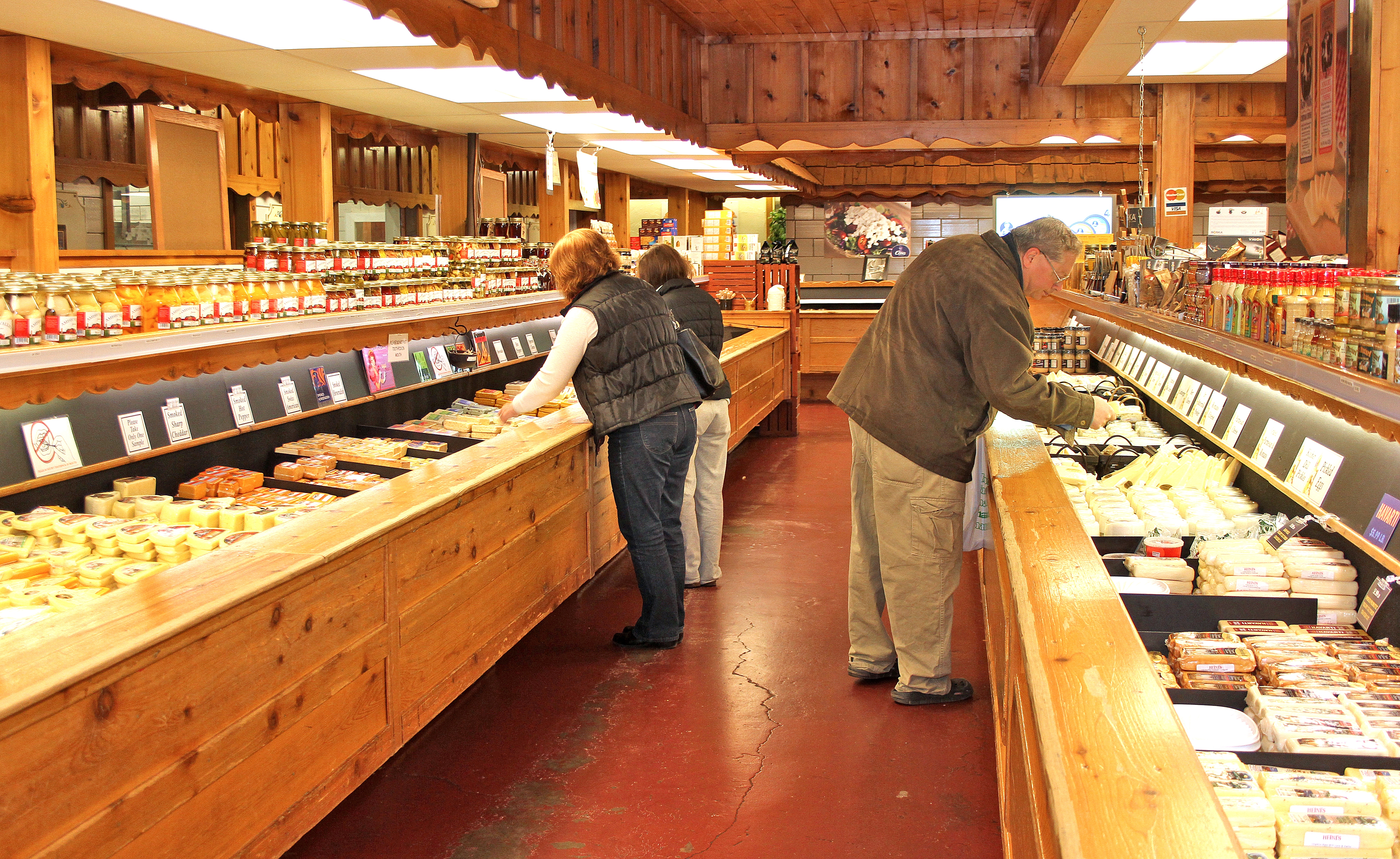 The Cheese House: A Gigantic Cheese Store In Pennsylvania