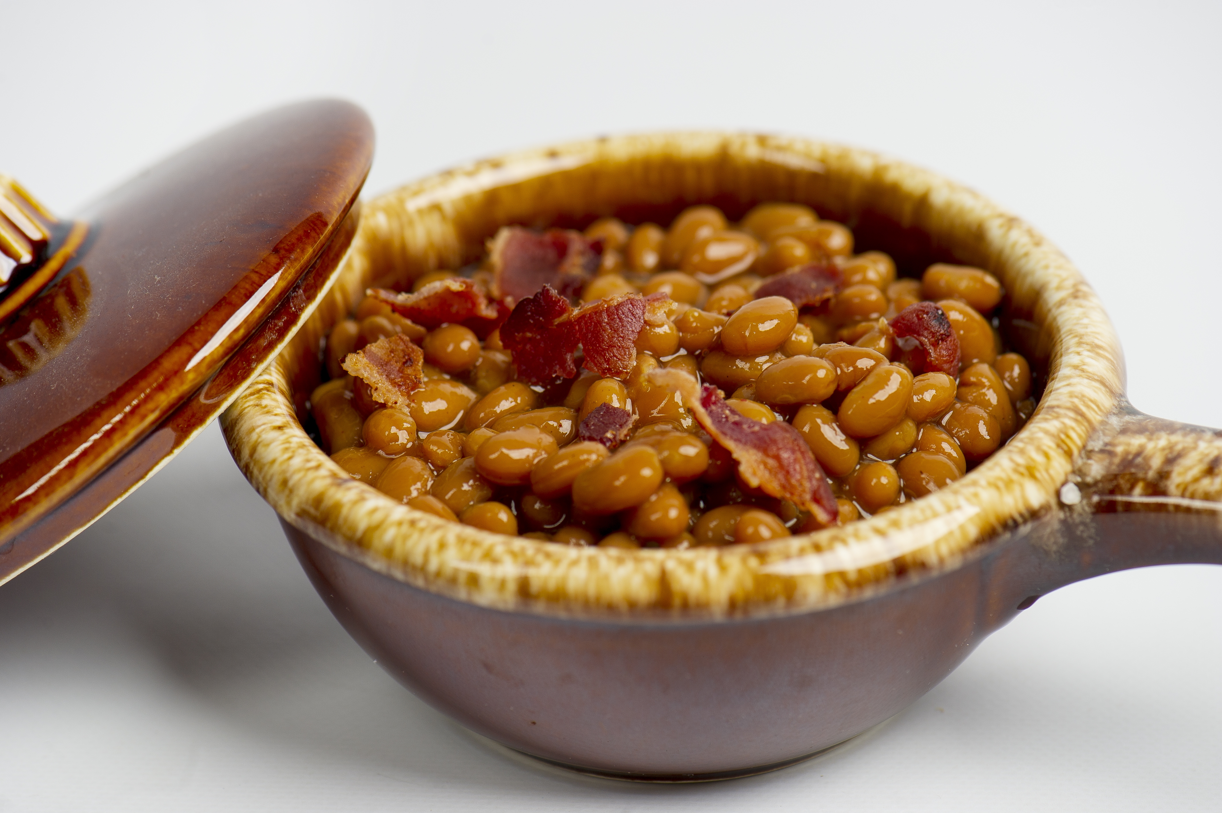 Homemade Amish Style Baked Beans
