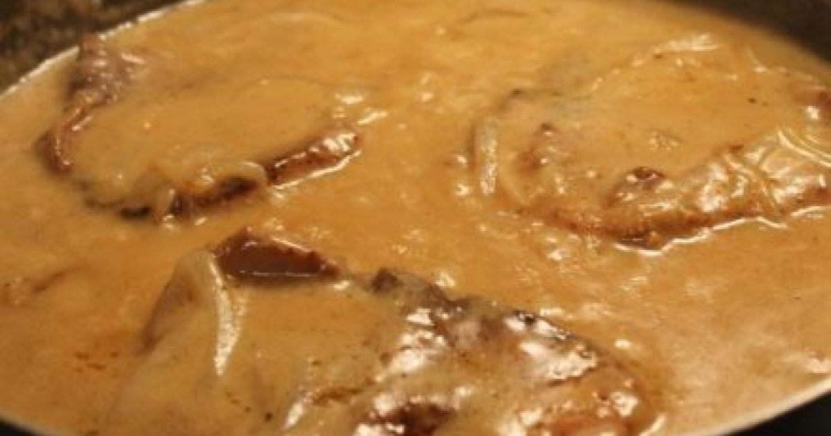 Amish Style Smothered Pork Chops | Ohio's Amish Country